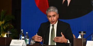 شريف فتحي: 4% نموًا بحركة السياحة الوافدة إلى مصر منذ يناير