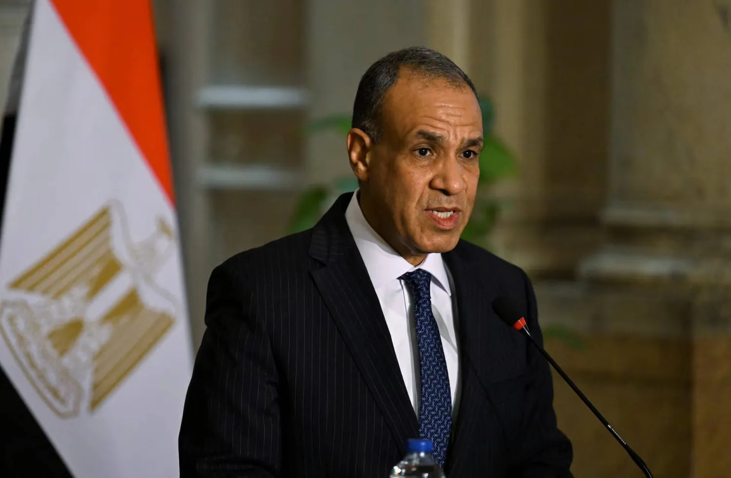 بدر عبد العاطى