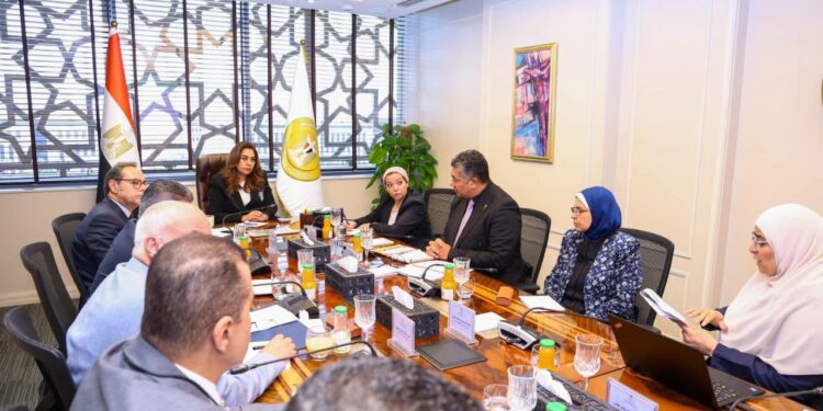 "التنمية المحلية" تناقش الخطة الاستثمارية لجهاز شئون البيئة 2026-2027
