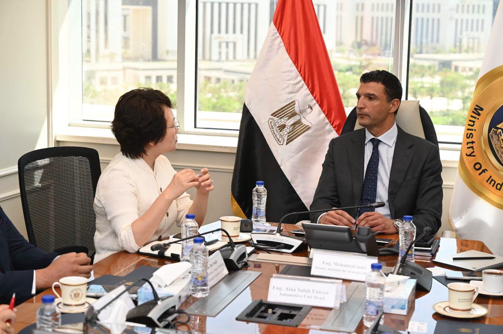 "جيانجسو تشانجهونج" الصينية تخطط لاستثمار 20 مليون دولار في قطاع السيارات بمصر
