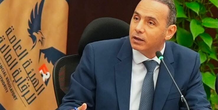 الدكتور إسلام عزام، رئيس هيئة الرقابة المالية