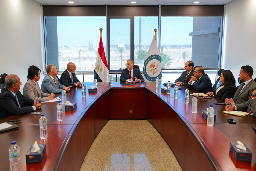 وزير البترول يبحث مع “إكسون موبيل” تطورات ربط حقول قبرص بالبنية التحتية المصرية