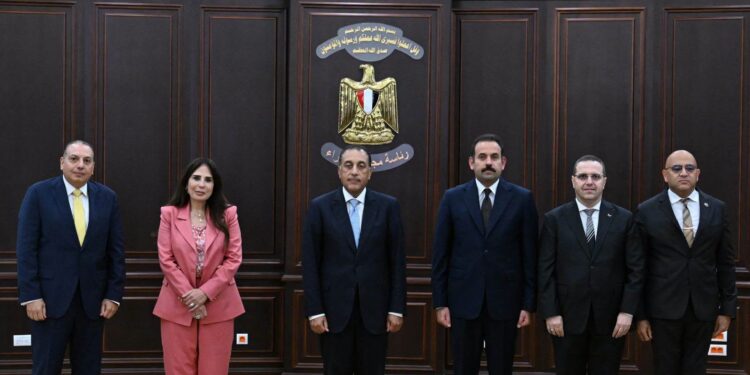 تأسيس "مواصلات مدن مصر" لتشغيل منظومة النقل الذكي بالمدن العمرانية الجديدة