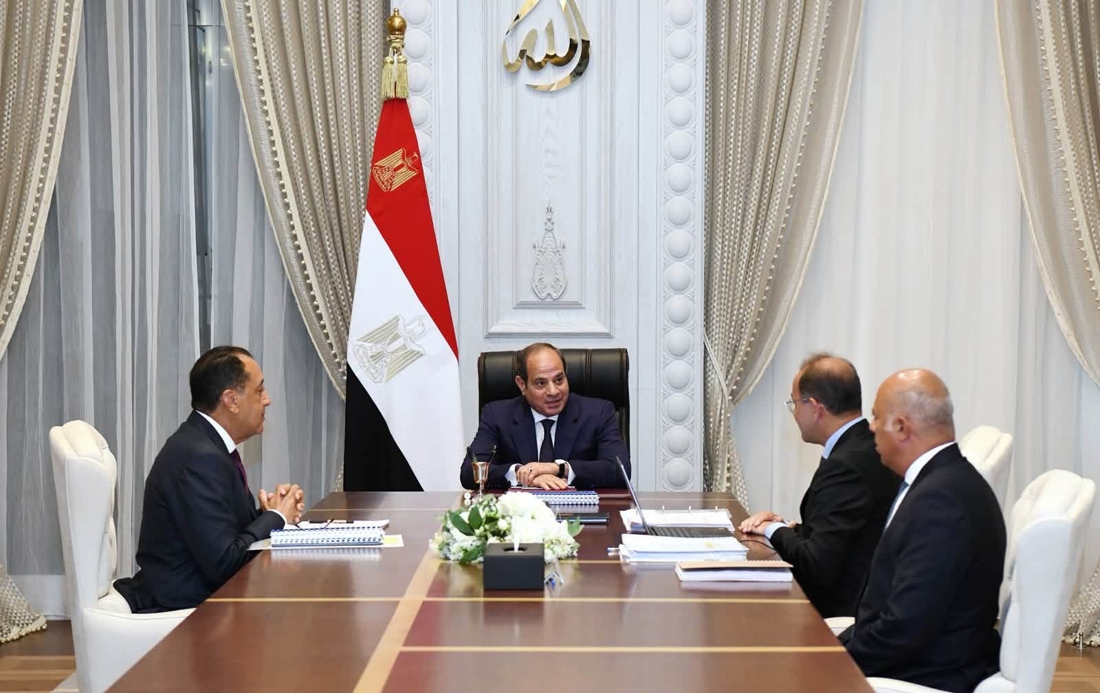 "السيسي" يوافق على مقترح إصدار صكوك ضريبية للممولين