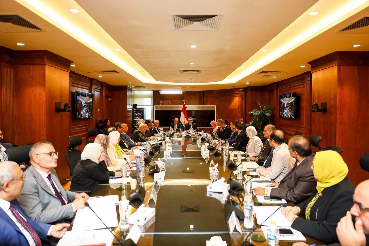 "الاستثمار القومي" يتجاوز خسائر 31.7 مليار جنيه إلى أرباح 6 مليارات خلال 2024-2025