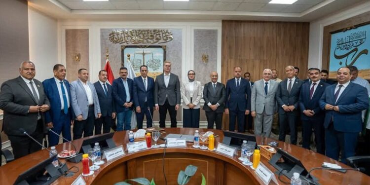 توقيع بروتوكول تعاون لإنشاء أول مدرسة تكنولوجيا تطبيقية في التعدين والخامات الفوسفاتية