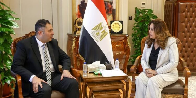 وزيرة التنمية المحلية والبيئة تتابع مشروعات الخطة الاستثمارية لـ"دمياط"