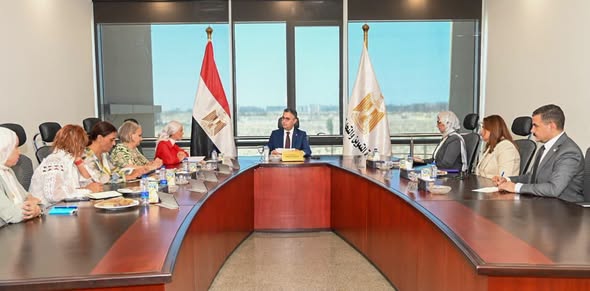 وزير التموين يبحث مع "برنامج الأغذية العالمي" تعزيز الأمن الغذائي
