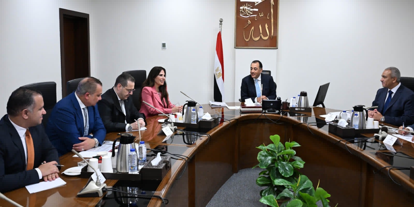 الحكومة