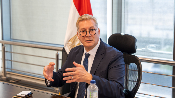 وزير البترول والثروة المعدنية المهندس كريم بدوي