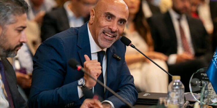 مصطفى صلاح، الرئيس التنفيذي لشركة وان أوف وان للتنمية العمرانية