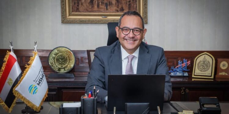 مصطفى إسماعيل حسن، الرئيس التنفيذي لجهاز تنمية المشروعات المتوسطة والصغيرة ومتناهية الصغر