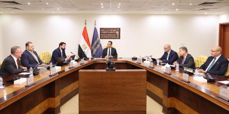تحالف أمريكي يخطط لإقامة منطقة متكاملة لمراكز البيانات العملاقة في مصر