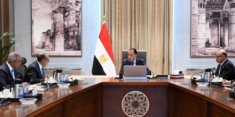 القاهرة تستضيف أول اجتماع مخصص للأعمال بالتعاون مع المنتدى الاقتصادي العالمي نوفمبر المقبل