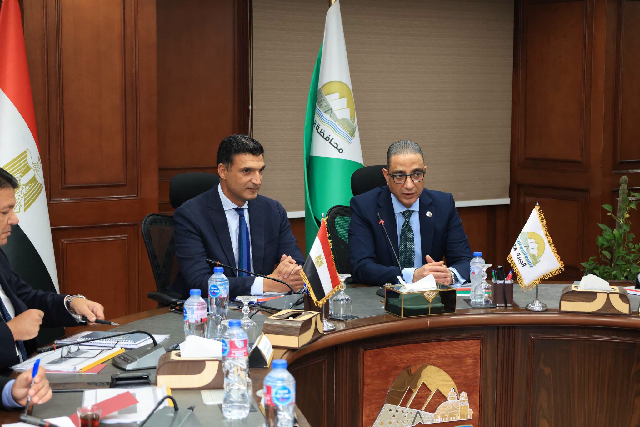 الحكومة تبحث تقنين أوضاع المستثمرين في منطقتي جرزا وعرب أبوساعد الصناعيتين