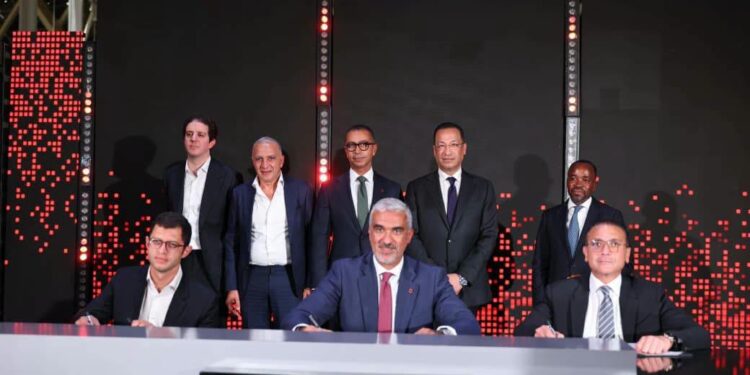 شراكة بين "ڤودافون" و"السويدي" و"كاساڤا" لإنشاء مركز بيانات باستثمارات مليار دولار