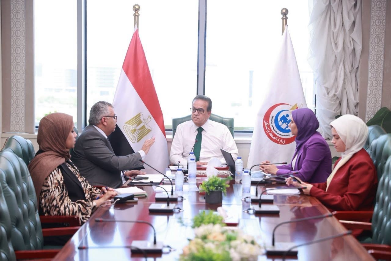 وزير الصحة يتابع مستجدات مشروعات المرحلة الأولى لمنظومة التأمين الصحي الشامل