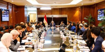 مصر تبحث مع البنك الدولي الموقف التنفيذي لآلية تمويل مشروعات البنية التحتية