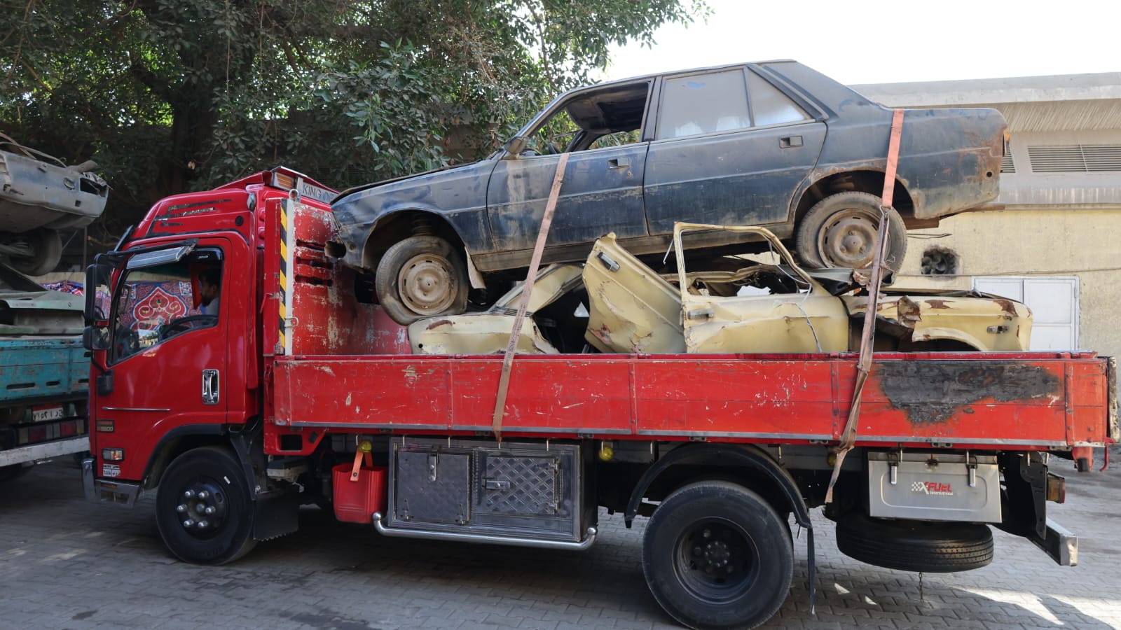 النيابة العامة تسترد ساحة تحفظ على المركبات في الجيزة بـ600 مليون جنيه