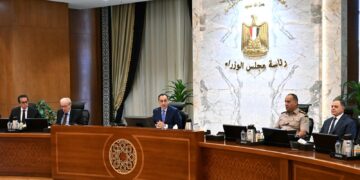 رئيس الوزراء: نتقبل أي انتقاد.. ونرحب بكل رأي مخالف