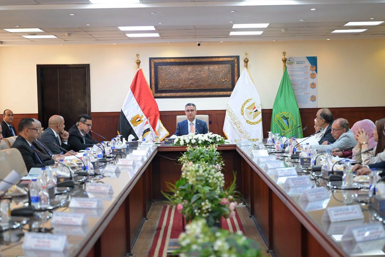 وزير التموين: تأمين الاحتياطى الاستراتيجى للسلع الأساسية أولوية لاستقرار الأسواق