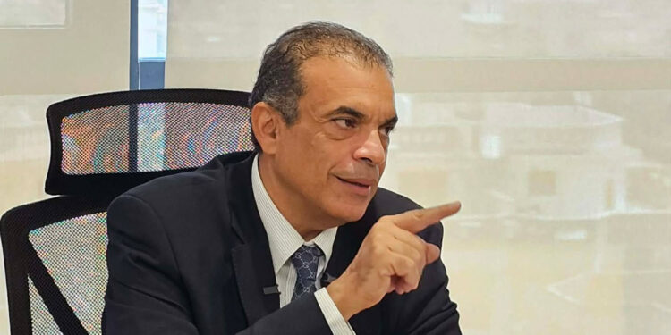علاء الخشن، الرئيس التنفيذي لشركة "راية لمراكز الاتصالات"