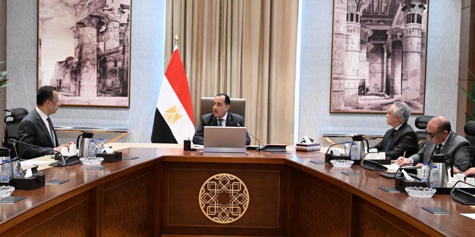 رئيس الوزراء يستعرض محاور جلسة “مصر الرقمية”