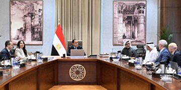 رئيس الوزراء يتابع مستجدات تنفيذ مشروعات مدينة “رأس الحكمة”