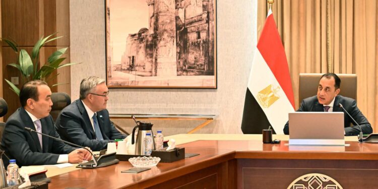 اجتماع مدبولي مع وزير خارجية كازاخستان
