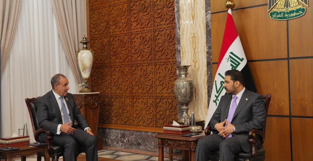 مصر تبحث سبل تفعيل آلية التعاون مع العراق والأردن لتسريع تنفيذ المشروعات